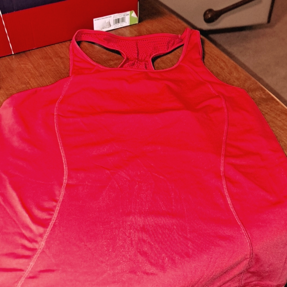 Shape Activewear red tank / BUNDLE ONLY 2or more items